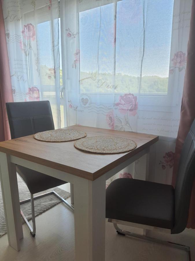 Hegyalja Apartman Mişcolţ Exterior foto